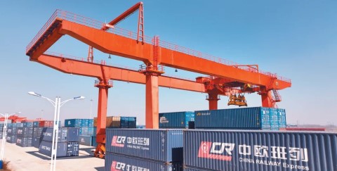 Sea-rail logistics